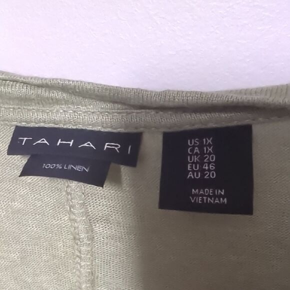 Tahari Green Relaxed Short Sleeve T-Shirt - Picture 2 of 6